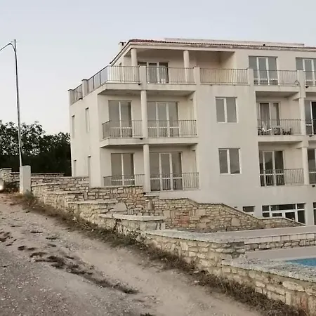 Lucky Rocks Apartment Balchik